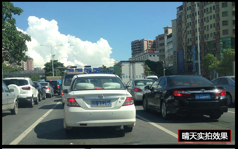 小霸王前后雙錄行車記錄儀