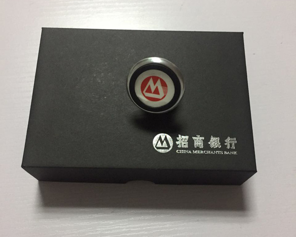 招商銀行定制款車載手機支架