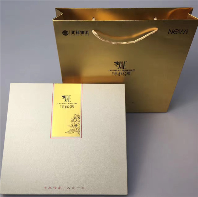 紅木五件套(紅木電源7200+8GU盤(pán)+筆+名片盒+鑰匙鏈）