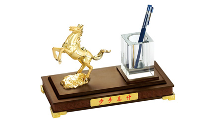 步步高升筆筒